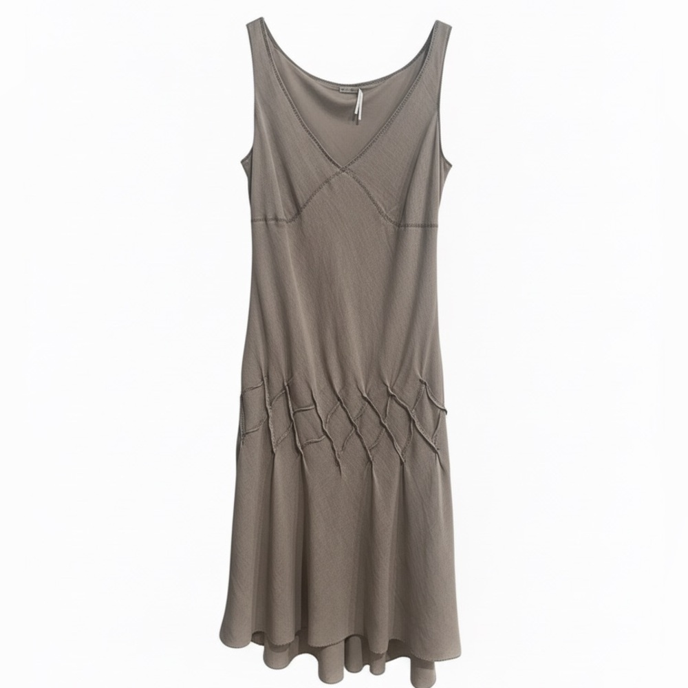 Flowing Taupe Sleeveless Dress - Casual Elegance